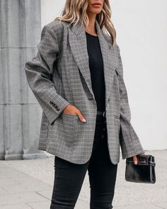 Experience the power of the Muse By Magnolia Oversized Plaid Blazer! This statement piece exudes confidence with its bold houndstooth tweed fabric and padded shoulder, while the lapel collar and button closure add a touch of sophistication. With functional features like side pockets and a full lining, this blazer is the perfect blend of style and utility. Layer it over a basic tank top and then pair with your favorite jeans along with some ankle booties and a matching crossbody bag for an elevated fall look! Winter Office Tweed Jacket With Houndstooth Pattern, Winter Houndstooth Tweed Jacket For Office, Chic Tweed Jacket With Lapel Collar And Pockets, Casual Houndstooth Pattern Blazer, Tweed Jacket With Houndstooth Pattern For Business Casual, Chic Fall Tweed Jacket With Lapel Collar, Chic Tweed Jacket With Lapel Collar For Fall, Houndstooth Pattern Outerwear With Suit Collar For Fall, Fall Business Casual Button-up Tweed Jacket