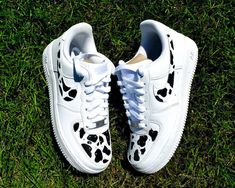 Cow print custom painted Air Force ones!🐮 Shoe Ideas Diy Painted, Casual White Custom Sneakers With Artwork, Casual Customized Black Sneakers, Casual Black Customized Sneakers, Casual Hand Painted White Custom Sneakers, Casual Hand Painted White Sneakers, Black Casual Sneakers With Custom Artwork, Casual Customized White Sneakers, Custom Painted Shoes Ideas