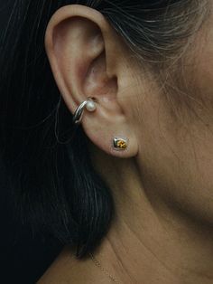 KIRA STUD Unique Cartilage Earrings, Unique Helix Earrings, Minimal Earring Stack, Mixed Metal Earring Stack, Lighting Earrings, Silver Earring Stack, Gold Ear Stack, Silver Piercings, Faris Jewelry