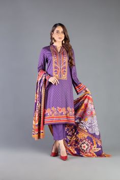 Bareeze Printed Pr946 Purple is pakistani branded suit 100% Original and Shipping World wide. Suits For Wedding, Pakistani Designer Suits, Gul Ahmed, Ladies Clothing, Lawn Suits, Pakistani Designers, Shalwar Kameez, Designer Suits, Purple Dress