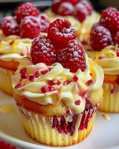 Lemon Heaven, Recipes Muffins, Fluffy Cupcakes, Cupcakes Filled, Raspberry Recipes, Fresh Raspberries, Why Don't We, Refreshing Desserts, Cupcakes Recipe