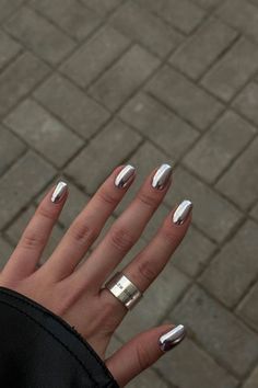 Pretty Gel Nails, Mob Wife, Metallic Nails, Popular Nails, Silver Nails, Hot Nails, Minimalist Nails