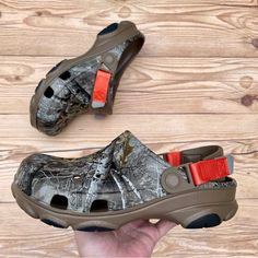 Brand New Crocs Realtree Edge All-Terrain Clog Color: Walnut Camo Men’s Size 5 / Women’s Size 7 - Sold Men’s Size 6 / Women’s Size 8 Men’s Size 7 / Women’s Size 9 Men’s Size 8 / Women’s Size 10 Men’s Size 13 Brown Round Toe Clogs For Outdoor Activities, Brown Non-slip Clogs For Outdoor, Comfortable Brown Clogs For Outdoor, Casual Brown Clogs For Outdoor Activities, Outdoor Non-slip Brown Clogs, Brown Casual Clogs For Outdoor, Casual Brown Clogs For Outdoor, New Crocs, Shoes Crocs