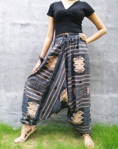 "The harem style trousers made from cotton fabric 100%with an elasticated smock waist and ankles they provide a comfortable lightweight fit, perfect for casual wear, festivals, yoga, holidays as well as pairing with a plain top to get that popular look. D I S C O U N T & P R O M O T I O N ❤ Buy 2 or more items, get 10% off ❤ Buy 4 or more items, get 15% off ENTER the coupon code: IYARA015 ❤ Buy 6 or more items, get 15% off ENTER the coupon code: IYARA020 PLEASE NOTE I can not apply a discoun Harem Pants Outfit, Green Pants Men, Genie Pants, Bohemian Pants, Festival Pants, Hippie Pants, Harem Pants Women, Music Festival Outfits, Festival Clothing