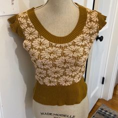 Fun Light Sweater Vest Type Top. Never Worn. Size Medium. Beige Knit Retro Top, Retro Beige Knit Tops, Vintage Brown Knit Top, Brown Knit Top For Spring, Brown Cotton Knit Top For Spring, Fitted Mustard Knit Top, Aria Pll, Cute Nike Shoes, Cute Nikes