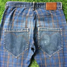 Size 31 Japanese Drop Back Pocket Tartan Jeans W31 L30 Distressed Plaid Two Tone Denim Jeans, Waist 31"  Brand: EL.Brown 100% Cotton Made in Japan Size On Tag: M waist measurement: 15.5 in, multiply it by 2. (waist 31") Follow our guide, Please compare the measurement with your garment. Waist 31" Rise 12" Thighs 26" Hips 44.5" Inseam 30" Length 40" Leg opening 16" All measurements are taken with the garment laying flat & doubled. Measurement in inches. Front rise, hip, and thigh measurements als Womens Jeans, Back Pocket, Tartan, Denim Jeans, Two Tone, Plaid, Japan, Clothes For Women