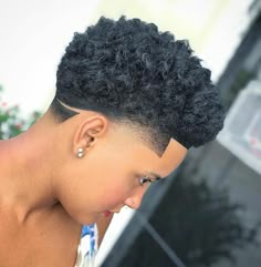 Heart Shaped Face Hairstyles, Natural Hair Haircuts, Short Hair Designs, Shaved Side Hairstyles, Tapered Natural Hair, Natural Hair Cuts