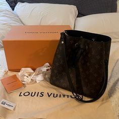 Euc No Wear And Tear Louis Vuitton Neonoe, Wear And Tear, Louis Vuitton Bags, Authentic Louis Vuitton, Louis Vuitton Bag, Limited Time, Black And Brown, Bag Lady, Louis Vuitton