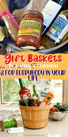 gift baskets Fitness Gift Basket, Anniversary Food, Homemade Gift Baskets, Food Gift Baskets, Diy Wedding Gifts, Personalised Gifts For Friends, Diy Gift Baskets, Clever Gift, Christmas Gift Baskets