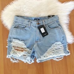 Nwt Fashion Nova Cant Stop Now Distressed Denim Shorts Sz Medium. Waist Is 15 Inches, Rise Is 10.5 Inches, Inseam Is 3 Inches. Factory Distressed. Light Wash. Brand New! Summer Ripped Denim Shorts, Fashion Nova Shorts, Cabo Verde, Distressed Denim Shorts, Cute Shorts, Distressed Denim, Fashion Nova, Jean Shorts, Denim Shorts