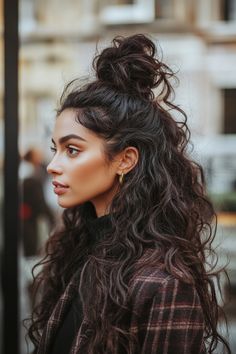 Discover 16 Hairstyles That Make Long Curly Hair Shine Long 3b Curly Hair Hairstyles, Bridesmaid Hairstyles For Curly Hair, Hair On Lehenga, Haircuts For Women Round Face, Short Haircut For Round Faces, Polished Updo, Cute Short Haircuts For Women, 16 Hairstyles, Hairstyles For Long Curly Hair