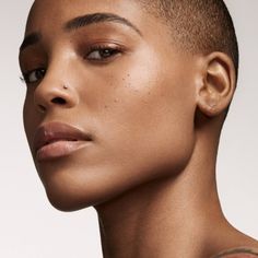 Look fresh all day or night with Fenty Beauty's Pro Filt'r Mini Soft Matte Longwear Foundation, now in a compact, travel-friendly size. Get buildable, medium to full coverage that's undetectably smooth wherever you go. Featuring climate-adaptive technology that flexes with your skin to fight heat, sweat + shine. Available in a range of 50 shades. Skin Undertones, Medium Skin Tone, Top Makeup Products, Beauty Games, Skin Prep, Fresh Skin, Matte Foundation, Makeup For Black Women, Normal Skin