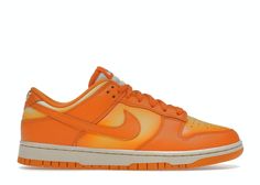 Orange Dunks, Dunks Outfit, Orange Shoes, Fresh Shoes, Sneakers Adidas, Hot Sneakers, Swag Shoes, Nike Fashion, Nike Dunk Low