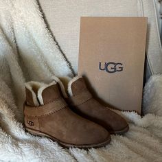 Brand New Ugg Booties Size 7 And Super Cute! These Are A Little More Stylish Than Classic Boot Uggs So Better Paired With Jeans Or Leggings But They’re Just As Cozy Price Is Firm They Were $160 When Purchased And Only Worn Once Inside Solid Outdoor Sole, 100% Authentic Ugg Booties, Shoes Ugg, Classic Boots, Womens Uggs, Ugg Shoes, Ugg Boots, Bootie, Bootie Boots, Ankle Boots