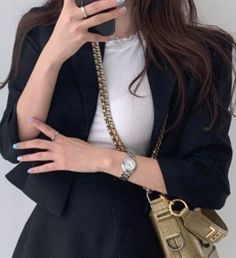 Black Casual Business Blazer Coat. It is sexy, comfy and classy. Good for formal and party wear. For elegant ladies, teens and women. It is street style and fitted in any outfit. Formal Outfit For Women, Coat For Ladies, Coat Elegant, Feminine Women, Elegant Ladies, Formal Outfit, Blazer Coat, Black Casual, Black Coat