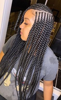 Jumbo Scalp Braids, 3 Layer Feed In Braids Side Part, Braids To The Side For Black Women, Trible Braids With Box Braids, Simple Box Braids, Mommy Hairstyles, Lemonade Braids Hairstyles