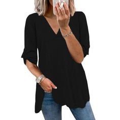 Short-Sleeve V-Neck Blouse Mens Fashion Country, Blouse Chiffon, Womens Basic Tops, Elbow Sleeve, Women Shirts Blouse, Boho Stil, V Neck Blouse, Dress Size Chart, Casual Pullover