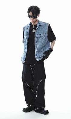 Man Oversized Outfit, Sleeveless Denim Jacket Outfit, Vintage Denim Jacket Outfit, Sleeveless Jacket Outfit, Vest Jacket Outfit, Blue Denim Jacket Outfit, Denim Party Outfit, Jacket Without Sleeves, Jean Jacket Outfits Men