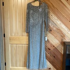 Nwt, Adrianna Papell, Us Size 16, Long Sleeve, Long Sleeve, Sequins, Formal Dress, Zipper In The Back Festive Long Sleeve Mother Of The Bride Dress, Long Sleeve Holiday Dress For Mother Of The Bride, Long Sleeve Dress For Mother Of The Bride, Holiday, Holiday Long Sleeve Mother Of The Bride Dress, Holiday Long Sleeve Dress For Mother Of The Bride, Formal Holiday Long Sleeve Mother Of The Bride Dress, Embellished Long Sleeve Dress For Mother Of The Bride, Sequined Long Sleeve Gown For Mother Of The Bride, Long Sleeve Sequined Gown For Mother Of The Bride