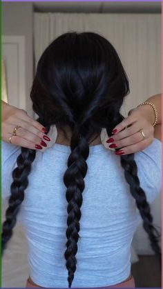 Elevate your hair game with this simple braid hack. Effortlessly achieve stunning braids with a quick and easy technique. Κούρεμα Bob, Hairstyles Braided, Fishtail Braid, Hair Tutorials Easy, Hair Stylies, Work Hairstyles, Hair Up Styles, Hairdo For Long Hair, Hair Stylist Life