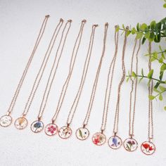 Real flower necklaces, resin flower necklaces, birthday gifts, anniversary gifts, summer gifts, anniversary gifts, preserved flower lovers gifts. Size: Approximately 0.87inches, chain length:18.50in 😉😉Note:   - All orders are ready to ship in 1-3 business day by USPS, so you will receive in about 1 week.   Please message me for any questions, thank you! :) Mother's Day Gift Charm Necklace With Pressed Flowers, Rose Gold Birth Flower Necklace, Rose Gold Flower Pendant Necklace, Mother's Day Flower Necklace With Pressed Flowers, Pressed Flowers Flower Pendant Necklace For Birthday, Flower Pendant Necklace With Pressed Flowers For Birthday, Pink Flower Necklace For Birthday Gift, Handmade Rose Gold Flower Necklace, Rose Gold Flower Pendant Necklace, Nature-inspired