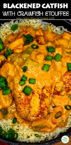 chicken with gravy and green onions served over rice in a black skillet