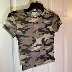 Rue 21 Women Xs Top Shirt Camo Sheer See Through Sexy Army Spandex Stretch Relax Brand New With Tags. Measurements Are In The Pictures. Only Usa Shipping And No International Shipping. Will Ship With In 3 Business Days After Payment Has Been Made. I Do Combine/Bundle Shipping. I Do Use Recycled Shipping Items To Stay Eco Friendly For Our Beautiful Earth. Please Leave Positive Feedback, And I Will Return Positive Feedback For Better Customer Satisfaction, Thanks. Fitted Camouflage Tops With Short Sleeves, Camouflage Fitted Short Sleeve Tops, Fitted Camouflage Short Sleeve Tops, Trendy Summer Camouflage Top, Trendy Camouflage Summer Top, Trendy Camouflage Tops For Summer, Trendy Camouflage T-shirt For Summer, Summer Stretch Camouflage Tops, Spring Stretch Camouflage Top