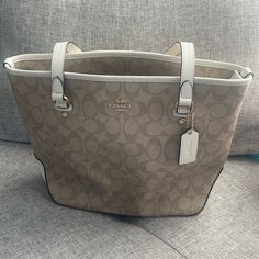 Brand New Coach Bag With Tags Never Used Very Good Condition Girly Bags, Luxury Purses, School Essentials, Coach Bag, Coach Purse, School Bag, Coach Purses, Arm Candy, Designer Bags