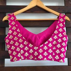 Sleeveless Blouse Designs Saree, Pink Brocade Blouse, Blouse With Side Zip, Blouse Degine, Sleeveless Blouse Pattern, Saree Simple, Blouse Designs Saree, Draping Ideas