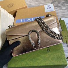 Charm - GGG Bags - 1350 Stylish Handbags, Blue Sneakers, Evening Clutch Bag, Branded Handbags, Luxury Accessories, Tote Backpack, Cute Bag, New Handbags, Debit Card