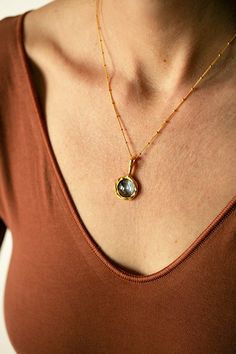 Looking glass pendant in blue glass framed by a 14k gold plated braid. 20" detailed, mini link and bead chain. Blue Stone Pendant, Pamela Love, American Southwest, Bead Chain, Mexican Folk Art, Stone Pendant, Glass Pendant, Blue Stone, Beaded Chain