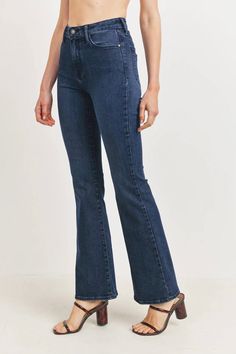 Description These wide leg, high-rise jeans are dark wash and feature a raw hemline. Style with heels, boots, flats or sandals...the possibilities are endless. All About the Fit Fabric Feel (light) 1 2 3 4 (heavy) Fit (slimfit) 1 2 3 4 (loosefit) Fabric Details: Made in the USA Wide Leg Rise 11" | Inseam 32" Jeans Sandals, Jean Sandals, Heels Boots, Dark Jeans, Contemporary Outfits, Matches Fashion, Women Helping Women, Comfy Fits, High Rise Jeans