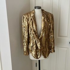 This Beautiful Jacket, Taylor Tux Look Size 40 Measurements Are 20 Sleeves 23 Under Arm To Arm And Back 21 Length 31 Sequence Jacket, Vintage Armani, Black Dress Jacket, Designer Outerwear, Armani White, Armani Blazer, Armani Suits, Armani Jacket, Black Velvet Blazer