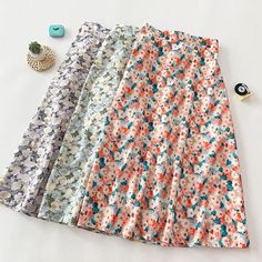 Chiffon floral A-line skirt, midi high-waisted skirtMaterial:chiffonColor:as pictureStyle:fairyFeatures:floralSize(CM):S,M,L ,XL 1inch=2.54cmS:length:78,waist:60-74&ltp&gtM:length:79,waist:62-76</p>&ltbr/>&ltp&gtL:length:80,waist:64-78</p>&ltbr/>&ltp&gtXL:length:81,waist:66-80</p>&ltbr/>&ltp&gtNote:Due to different measurement methods,there will be 1-3 error(unite:cm), please understand.</p>&ltbr/> A Line Skirt Midi, Chiffon Floral, Skirts Midi High Waisted, Skirt Midi, Floral Chiffon, Women Skirts Midi, A Line Skirt, A Line Skirts, Sequin Skirt