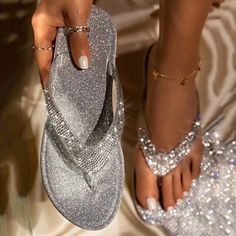 Women's Slippers Flip-Flops Flip-Flops Plus Size Comfort Shoes Daily Solid Color Rhinestone Flat Heel Open Toe Casual PU Loafer Silver Black Gold 2024 - $17.49 Casual Summer Flats, Sequin Flats, Special Occasion Shoes, Glitter Flats, Rhinestone Flats, Summer Heels, Summer Flip Flops, Womens Fashion Casual Summer, Summer Slippers