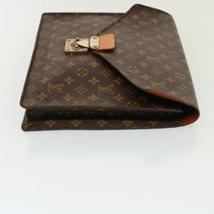 LOUIS VUITTON Monogram Porte Documents Senatur Briefcase M53335 LV Auth 77250  BRAND : LOUIS VUITTON   Color : Monogram   Material :  Monogram Canvas    Size(cm) : W36cm x H27cm x D4.5cm(Approx)   Size(inch) : W14.2 x H10.6 x D1.8inch(Approx)   Style : Briefcase   Comes with :  There is no item box and dust bag. We will send only the item you can see in the photo.    Serial No. : 872SL   Made in : France     This item has been used and may have some minor flaws. Before purchasing, please refer to the images for the exact condition of the item.   A return request must be submitted within 48 hours after delivery. Customer is responsible for return shipping costs and fees. Estimated return shipping costs for this item are $80. Contact Our Customer Support for details.  This item ships interna Louis Vuitton Briefcase, Burberry Shoes, Vintage London, Leather Briefcase, Animal Skin, Monogram Canvas, Handbag Accessories, Canvas Size, Made In France