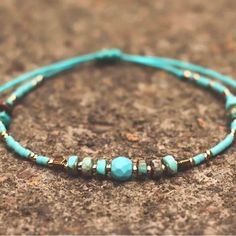 Boho Adjustable Beaded Bracelet Color: Turquoise & Gold Simple Turquoise Jewelry, Teal Beaded Bracelets, Turquoise Beaded Bracelets, Stretch Beaded Bracelets Diy, Minimalist Diy, Adjustable Beaded Bracelet, Beaded Chocker, Teal Bracelet, Small Bead Bracelet