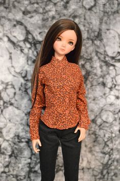 These blouses are modeled on Smart Doll with either the default or medium bust to show that they fit both sizes. Please take note of the details in the photos. All are long-sleeved with button fronts and cuffs(real working buttons with buttonholes). Mandarin collar, yoked back, shirttail hem and princess seamed front are a few of the design details. Fabric is washed cotton and colorfast. NOTE: To dress Smart Doll, no need to unbutton buttons. Simply remove her head and hands to put on over her t Casual Fitted Blouse With Doll Collar, Fitted Doll Collar Top For Fall, Dress Smart, Doll Blouse, Plastic Shoes, Smart Doll, Feb 13, Halter Style, Princess Seam