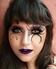 Witch Face Halloween, Witches Make Up Halloween, Witch Face Makeup Halloween, Pretty Halloween Face Paint, Witch Face Paint Women, Witch Face Makeup, Witches Makeup, Halloween Spider Makeup, Halloween Witch Makeup