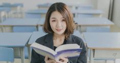 Books and the Brain: The Social and Emotional Benefits of Reading Ielts Reading, Argumentative Writing, Best Nursing Schools, Female Teacher, Nursing Programs, Scholarships For College, Learn A New Language, Asian American, Online School