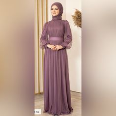 New With Tags Chiffon Long Sleeve Mother Of The Bride Dress, Chiffon Mother Of The Bride Dress With Long Sleeves, Purple Long Sleeve Dress For Mother Of The Bride, Purple Long Sleeve Mother Of The Bride Dress, Elegant Long Sleeve Bridesmaid Dress For Banquet, Purple Long Sleeve Evening Dress For Wedding, Elegant Long Sleeve Bridesmaid Dress, Elegant Purple Bridesmaid Dress For Banquet, Fitted Chiffon Gown With Long Sleeves