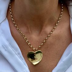 Handcrafted in Spain High-quality materials from Spain Zamak gold or silver-plated material Gold Knot Bracelet, Long Necklaces, Ball Bracelet, Knot Bracelet, Girls Life, Love Necklace, Heart Necklace, Long Necklace, Amazing Jewelry