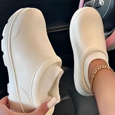 Non Slip Casual Shoes – Casual Comfort Sandals Shoes Hospital, Παπούτσια Nike Free, Dr Shoes, Pretty Shoes Sneakers, Botas Chelsea, Non Slip Socks, Warm Shoes, Girly Shoes, Sneakers Mode