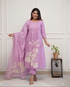 ₹875  *SATURDAY* *SUNDAY N  MONDAY SUPPER SALE*🥰❣️🥰❣️🥰❣️🥰❣️🥰❣️ *OFFERS LIMITED ON MONDAY  4.00PM*  *BRAND SHOWROOM PIECE*🌼  *Full heavy cotton with pintex work*  *Featuring beautiful Heavy 3pcs Suit which is beautifully decorated with intricate hand pintex &  pithan. It is paired with matching pants and cottan printed Dupatta.*  *Fabric - Pure cotton 60-60*  *Dupatta Fabric -Heavy cotton 60 60 with print*  *Describe: leanth* Top- 44 Pant- 39 Dupatta- 2.20 *Size - M L XL XXL.3XL*  *Rate... Printed Dupatta, Designer Kurtis, Matching Pants, Saturday Sunday, Designer Suits, Kurti Designs, Heavy Cotton, Pure Cotton