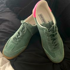 Brand New Never Been Worn Steve Madden, Green And Pink Really Cute Sneakers. Shoes Steve Madden, Cute Sneakers, Green And Pink, Steve Madden Shoes, Womens Shoes Sneakers, Steve Madden, Shoes Sneakers, Size 7, Women Shoes