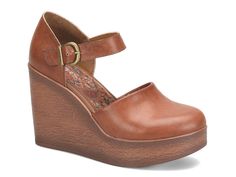 b.o.c. Born Concept Alyson Wedge Pump Fall Wedges, Keen Style, Dress Sandals Flat, Oxford Wedges, Seasonal Outfits, Cinderella Slipper, Brown Leather Wedges, Gifts Wrapping, Wedge Pump