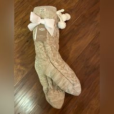 Nwt, Ugg Brand. Women’s Fleece Lined Cozy Socks. Ugh Socks, Comfy Ugg Outfits, Mcbling Clothing, Coquette Shoes, Cutesy Outfits, Ugg Socks, Chrismas Wishes, Cutesy Outfit, Roblox Group