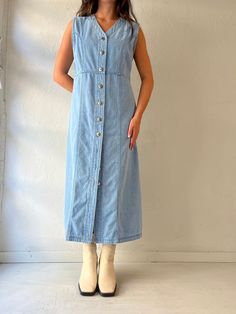 "- Vintage 90s Fads sleeveless denim maxi dress - Silver buttons up the front - No size tags - Medium  Chest: 19\" Waist: 17.5\" Length: 47.5\"" 90s Button Down Dress, 90s Denim Dress Outfit, Casual Sleeveless Maxi Dress With Button Closure, Retro Sleeveless Denim Dress For Spring, Retro Buttoned Denim Dress For Spring, Retro Denim Dress With Buttons For Spring, Retro Spring Denim Dress With Buttons, Vintage Button-up Denim Vest For Spring, Vintage Denim Button-up Dress