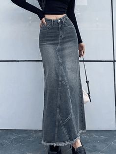 ⚡Buy 2023 Back Slit Patchwork Long Denim Skirt Blue S under $42.00 in Skirts at AnotherChill.com Online. Style: Casual/Street/Y2K/Vintage/Punk/Hip Pop/Preppy/Sweet. Fabric Content: Cotton Blend. Fit Type: Slim fit. Length: Maxi Skirt. Design: Step into retro-chic fashion with this denim maxi skirt. Crafted from washed cotton fabric, it showcases paneled seam details, a frayed raw hem, and a trendy split on the back. Complete with 5 pockets and a button zip fly.. ✓2023 S/S OUTFITS. Check reviews Retro Chic Fashion, Skirt Labuh, Patchwork Denim Skirt, Stretch Denim Skirt, Stile Hijab, Street Y2k, Denim Outfits, Denim Maxi Dress, Maxi Rok