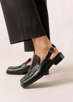 Alohas Abe braided loafer - black Slingback Loafers, Loafers Trend, Shoes For, Sustainable Leather, Black Leather Loafers, Slingback Shoes, Black Loafers, Loafer Mules, Casual Loafers